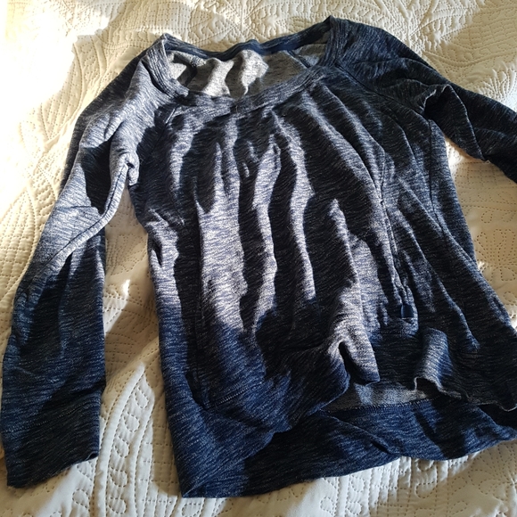 Navy blue pocket sweater - Picture 1 of 2